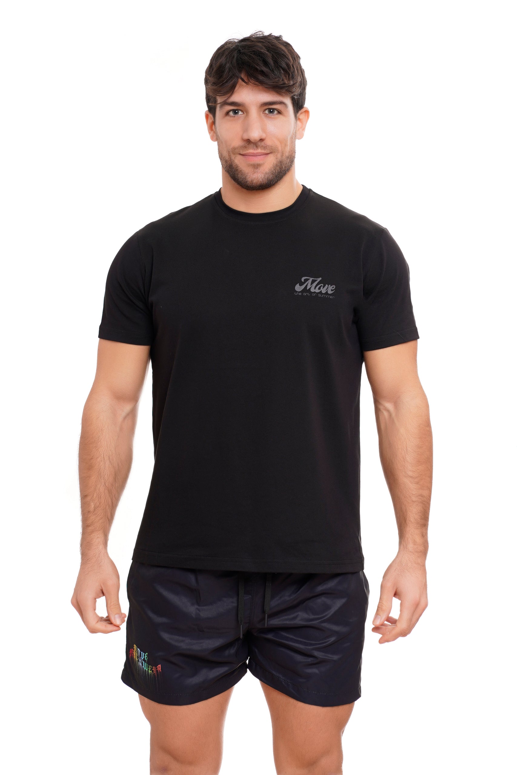BLACK SOLID COLOR T-SHIRT