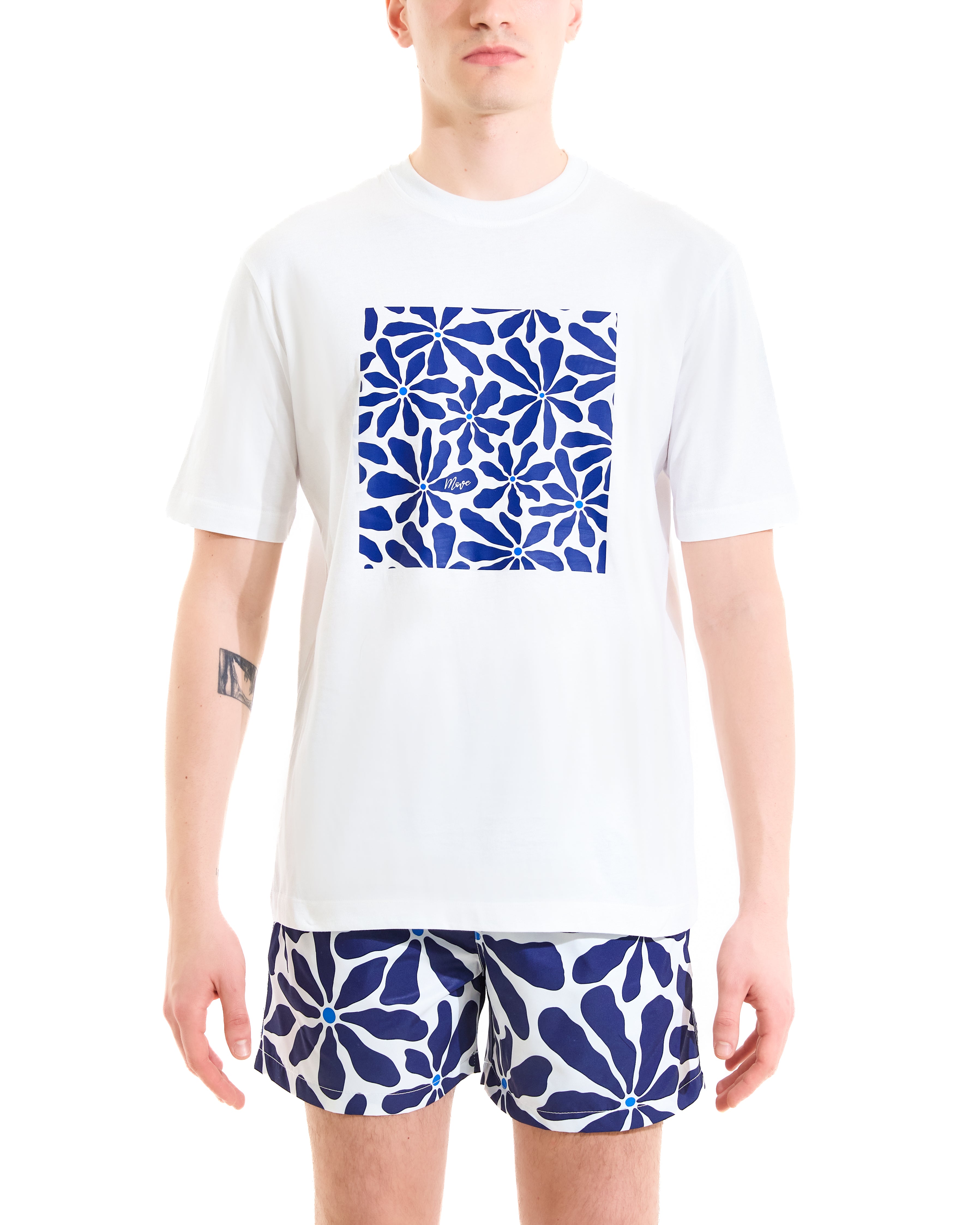 Floral print t-shirt